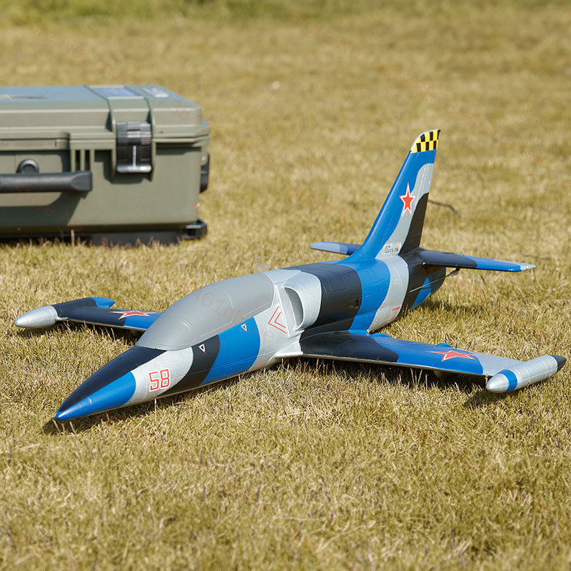 บลูแอร์โรว์ L-39 เครื่องบินบัง - Rc Hobby Land บทวิจารณ์และราคา